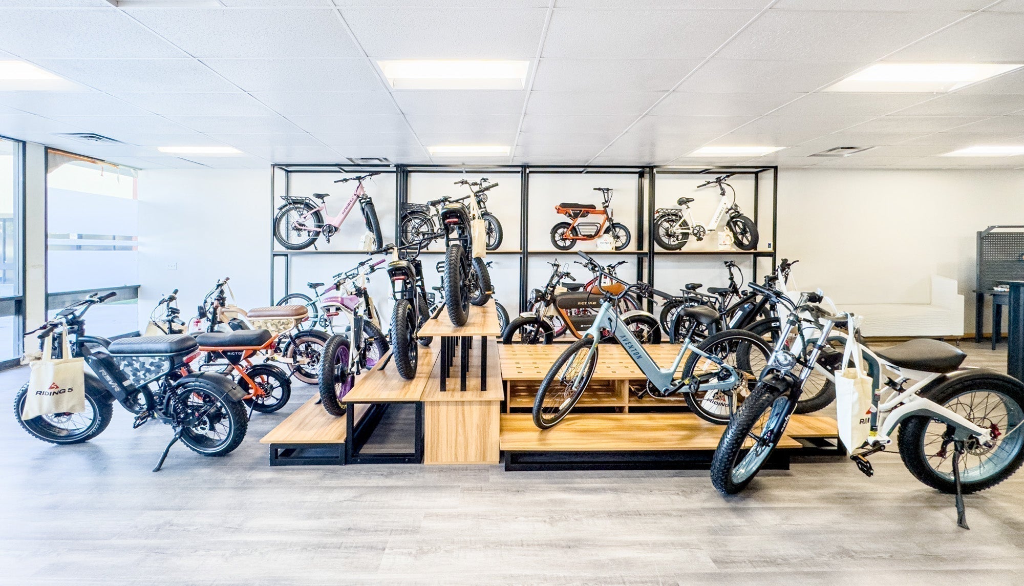 Best Electric Bikes for Adults in 2026 - Riding 5 Electric Bike